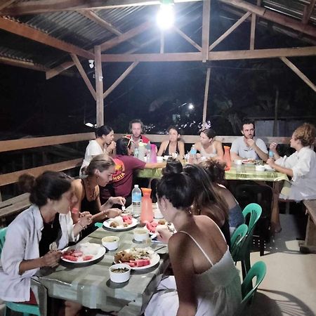 Roca'S Homestay Backpackers Chalet Batuan エクステリア 写真