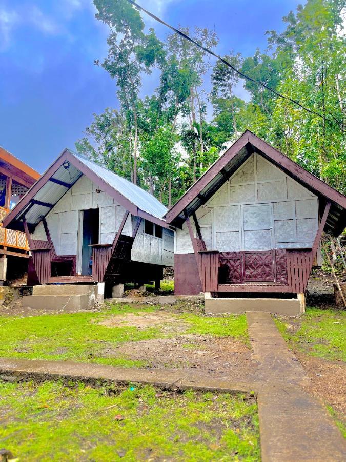 Roca'S Homestay Backpackers Chalet Batuan エクステリア 写真