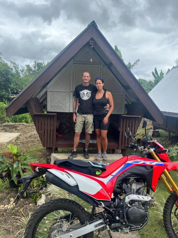 Roca'S Homestay Backpackers Chalet Batuan エクステリア 写真