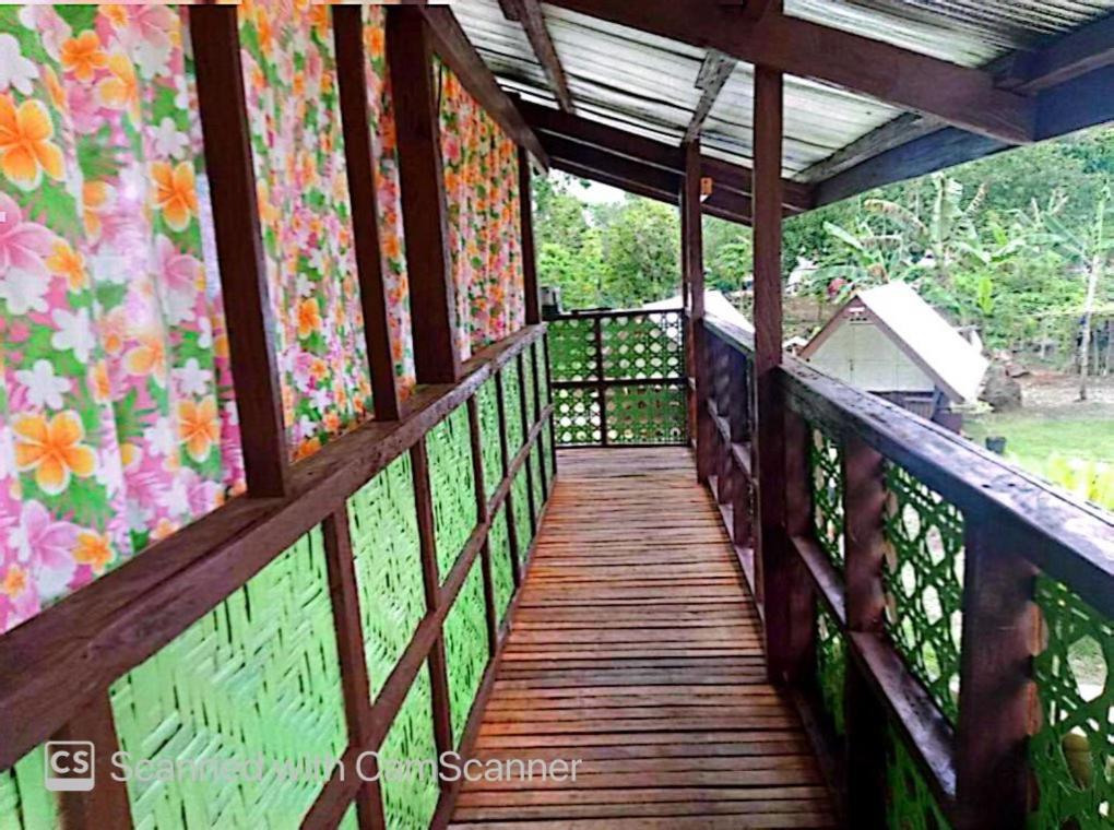 Roca'S Homestay Backpackers Chalet Batuan エクステリア 写真